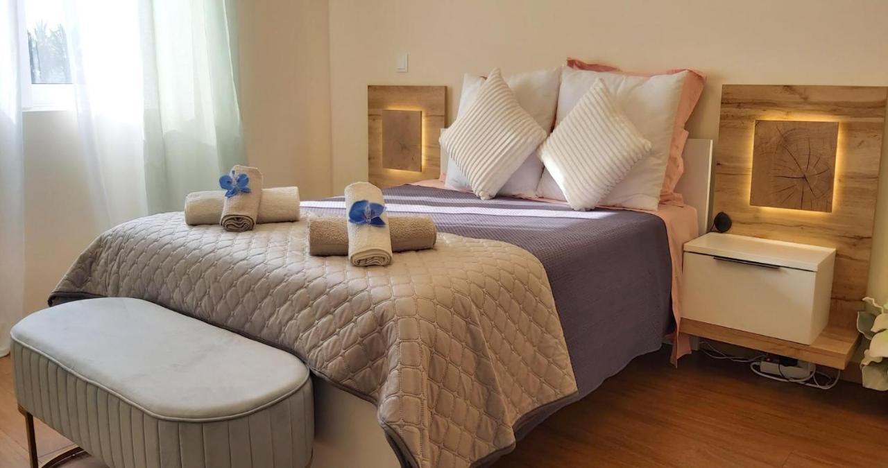 Paz Em Resort De Luxo. 卡巴纳斯·德·塔维拉 外观 照片