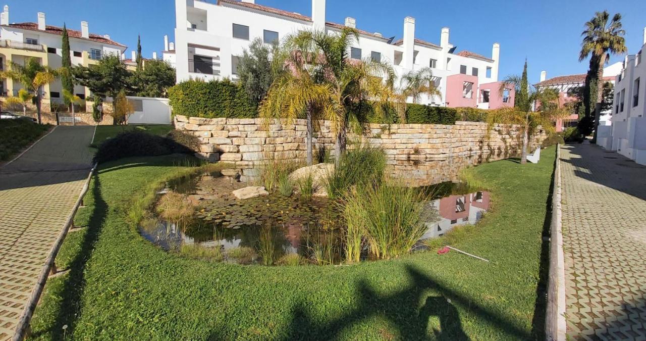 Paz Em Resort De Luxo. 卡巴纳斯·德·塔维拉 外观 照片